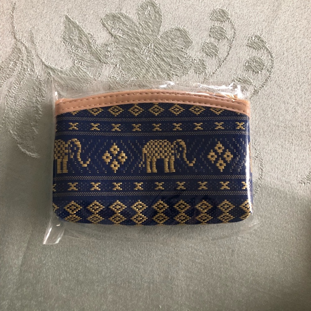 Coin Purse - Picture 5 of 6